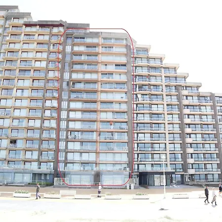 Seawind 503 With Frontal Sea View Apartment Nieuwpoort