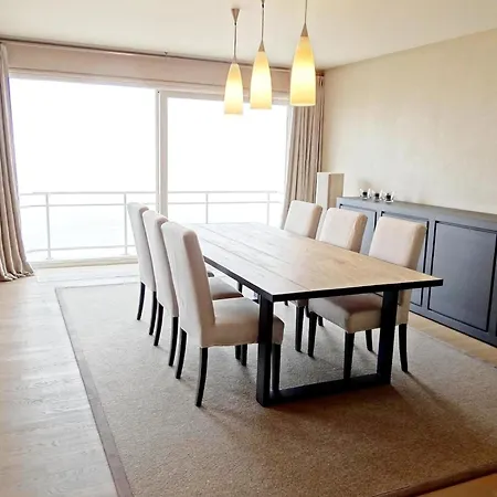 Seawind 503 With Frontal Sea View Apartment