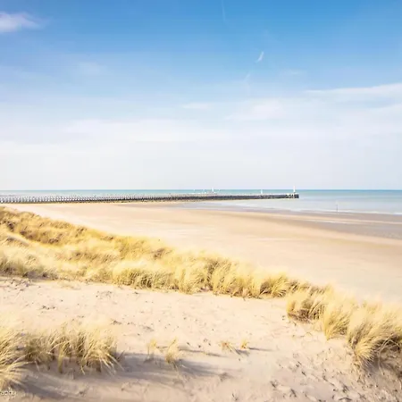 Seawind 503 With Frontal Sea View Apartment Nieuwpoort