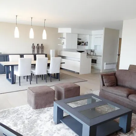 Apartment In Nieuwpoort With Sea Views