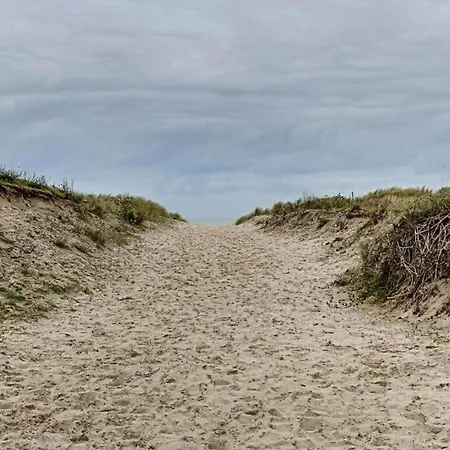 Apartment In Nieuwpoort With Sea Views